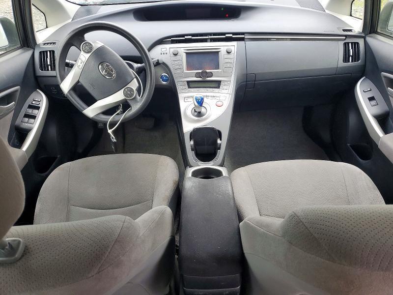 2014 Toyota Prius two