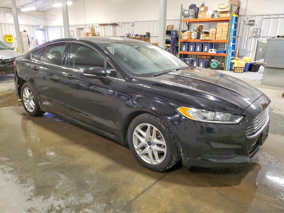 2016 Ford Fusion se
