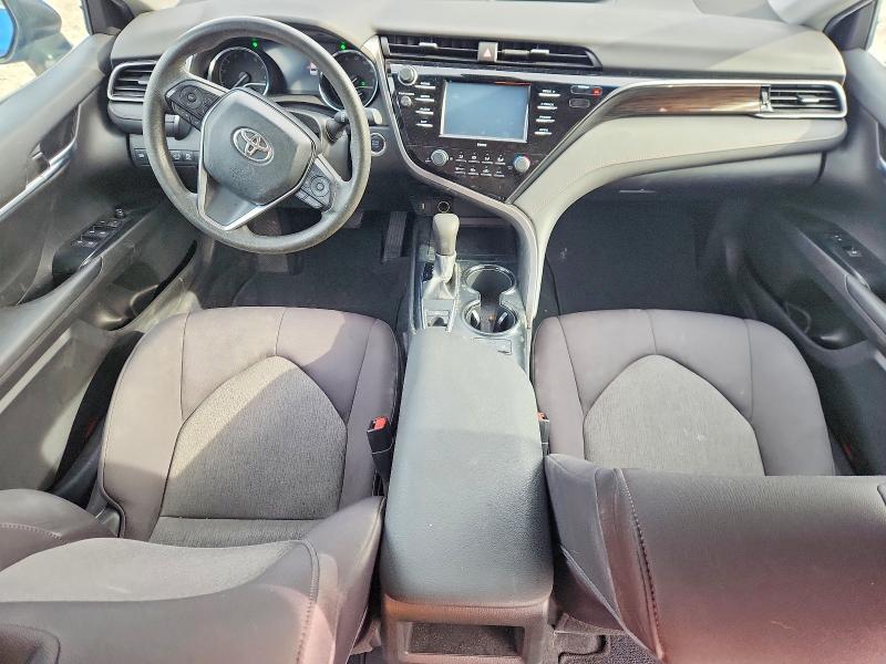 2020 Toyota Camry le