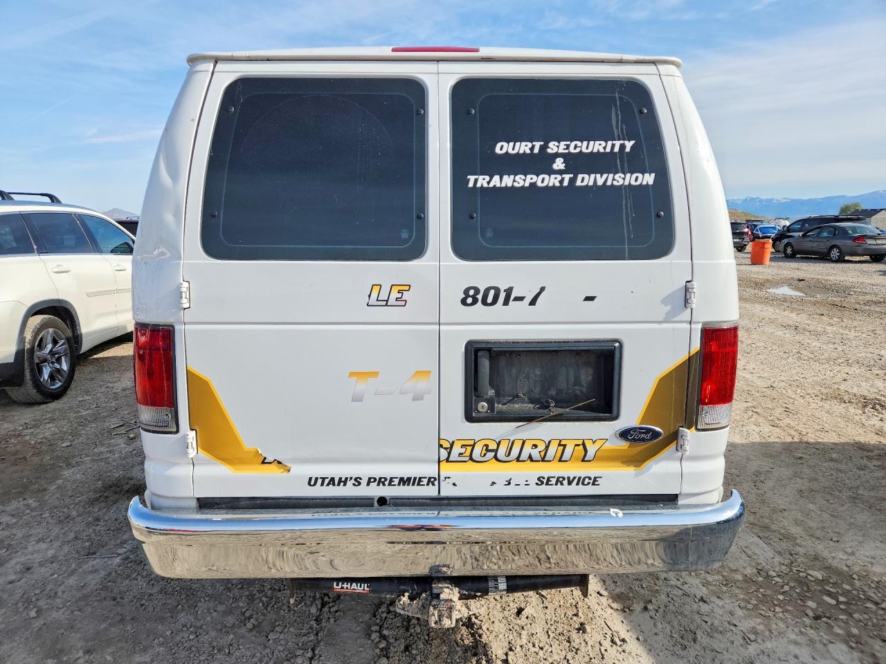 2011 Ford Econoline E350 Super Duty Wagon