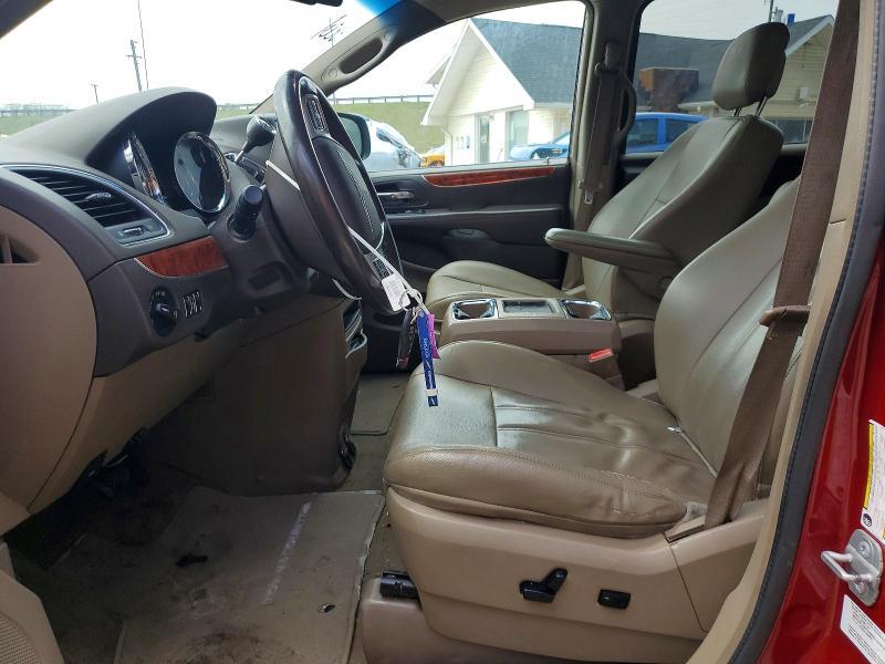 2014 Chrysler Town & Country Touring