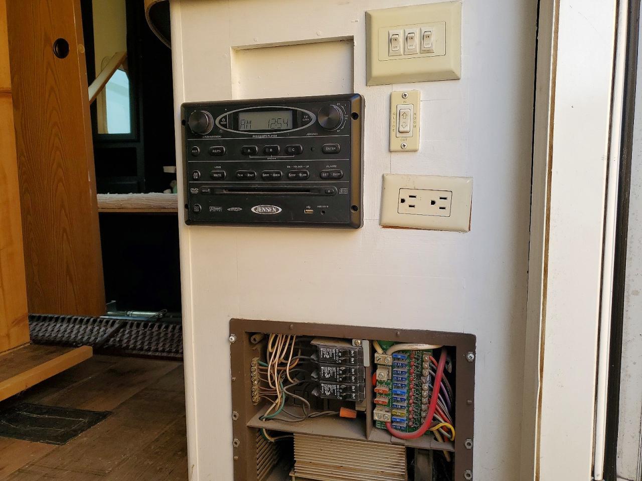 2006 Foresriver 2006 Forest River Sierra Camper