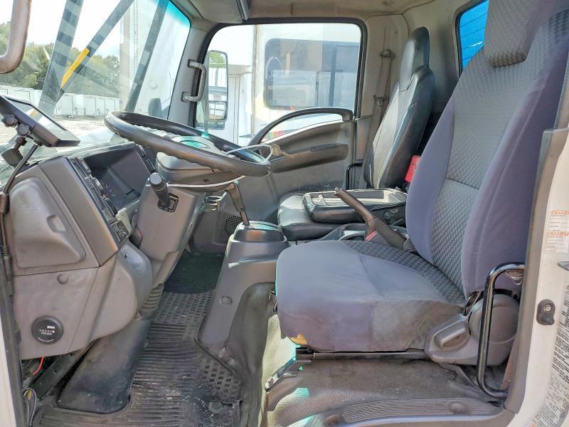 2015 Isuzu NPR
