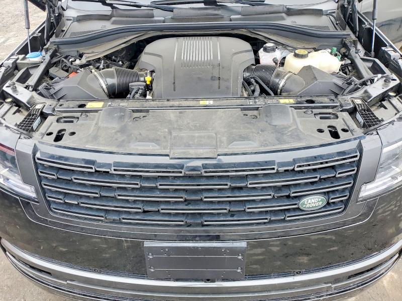 2025 Land Rover Range Rover se