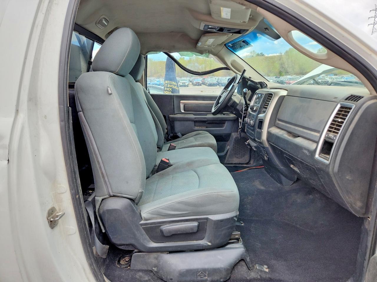 2013 Dodge RAM 1500 SLT