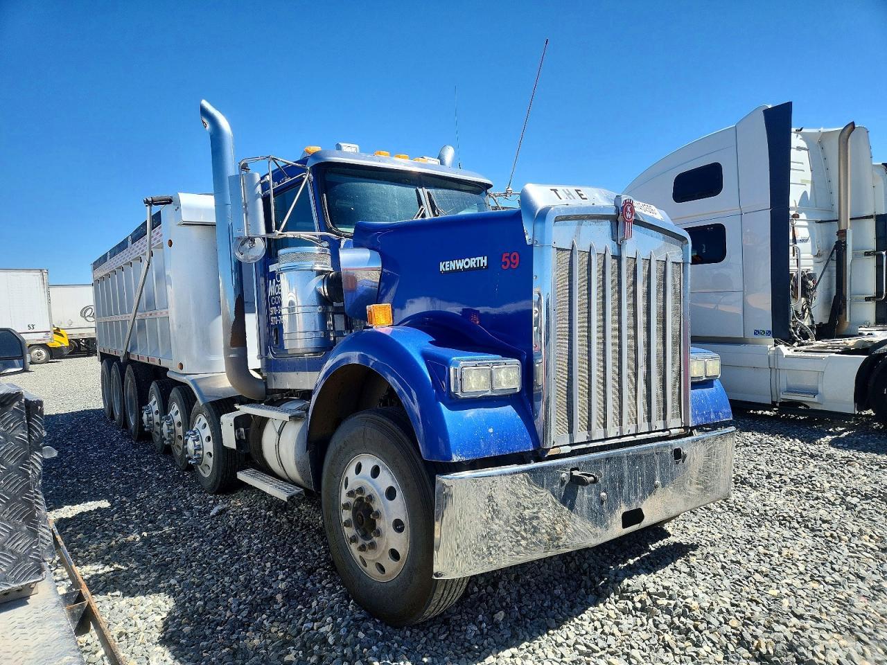 2014 Kenworth Construction W900