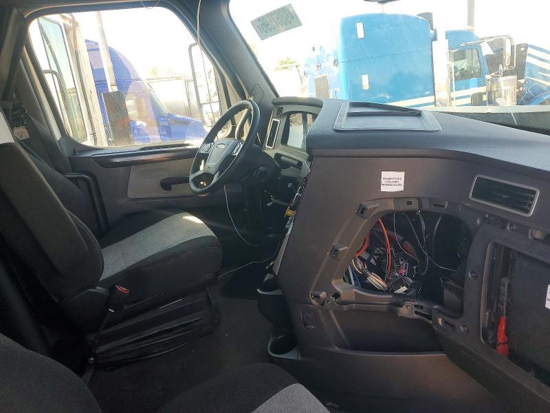 2024 Freigliner 2024 Freightliner Cascadia 126 Semi Truck