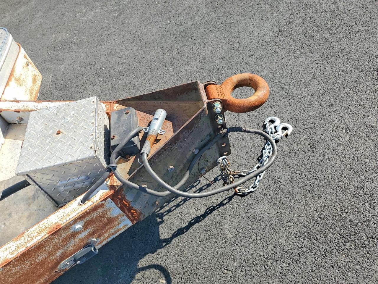 2000 Pelsue Fiber Optic Splicing Trailer