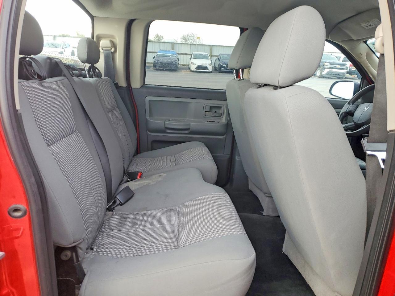 2011 Dodge Dakota SLT