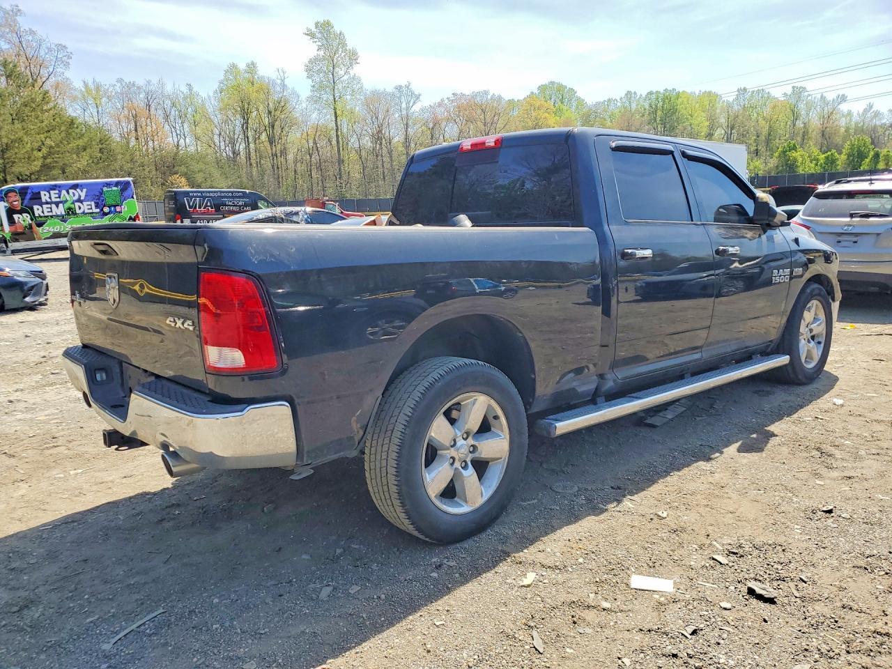 2016 Dodge RAM 1500 SLT
