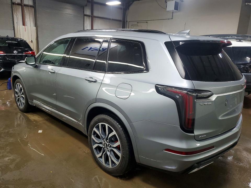 2024 Cadillac XT6 Sport Platinum