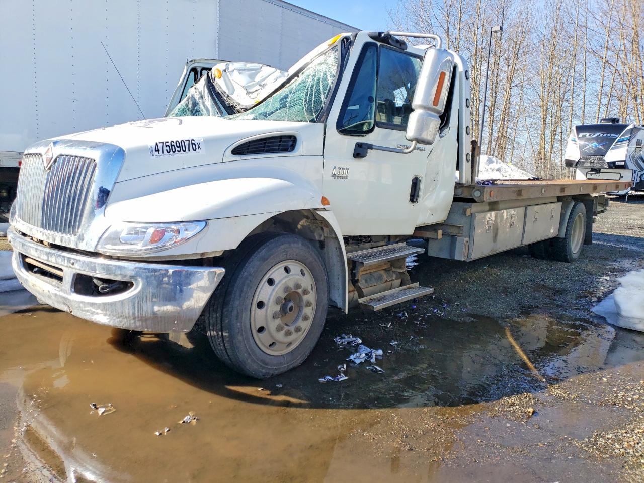2008 International 4300 Rollback Truck