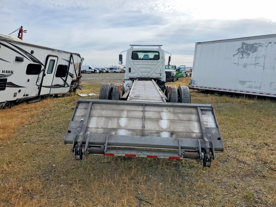 2020 International MV607-Semi Truck