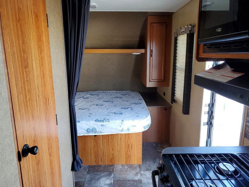 2015 Starcraft Camper