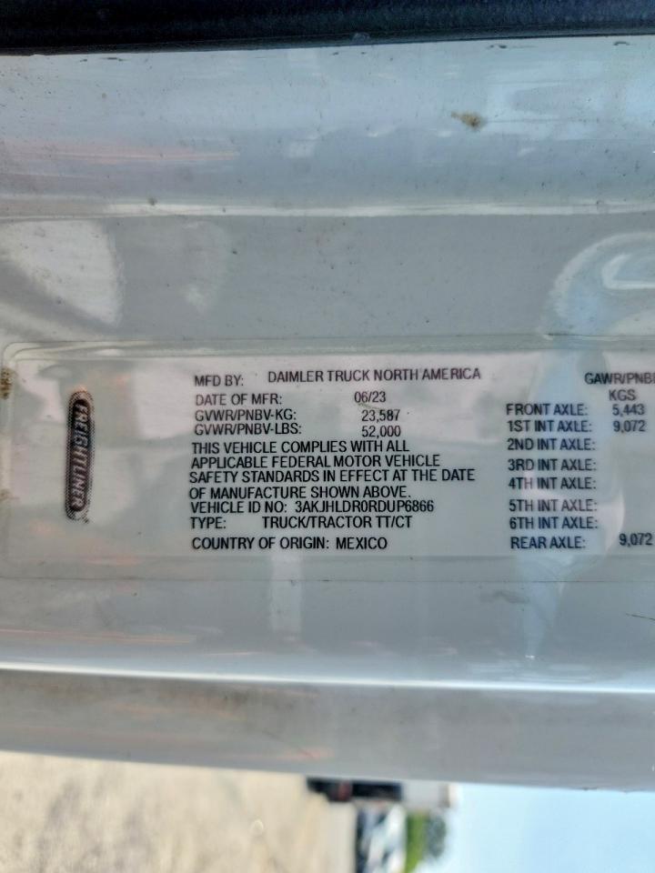 2024 Freightliner Cascadia 126 Semi Truck