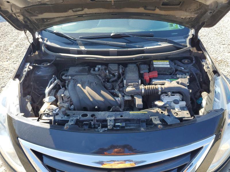 2019 Nissan Versa sv