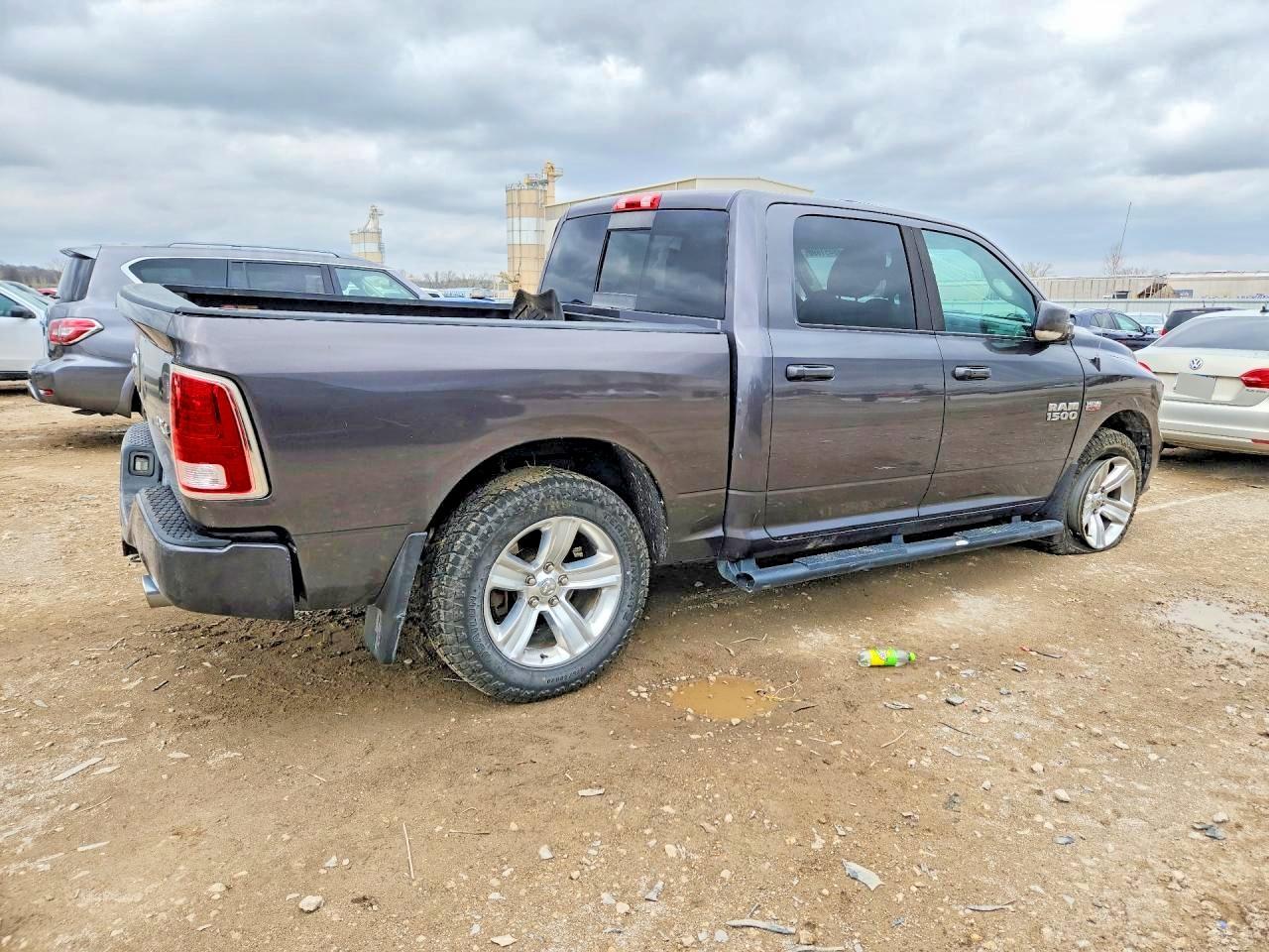 2015 Dodge RAM 1500 Sport