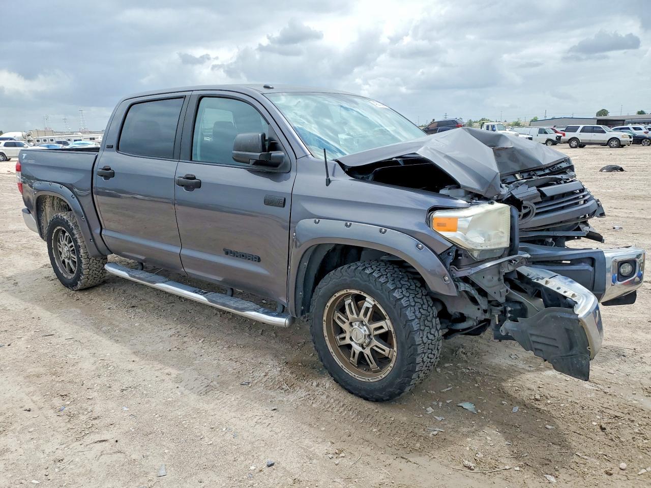 2014 Toyota Tundra Crewmax SR5