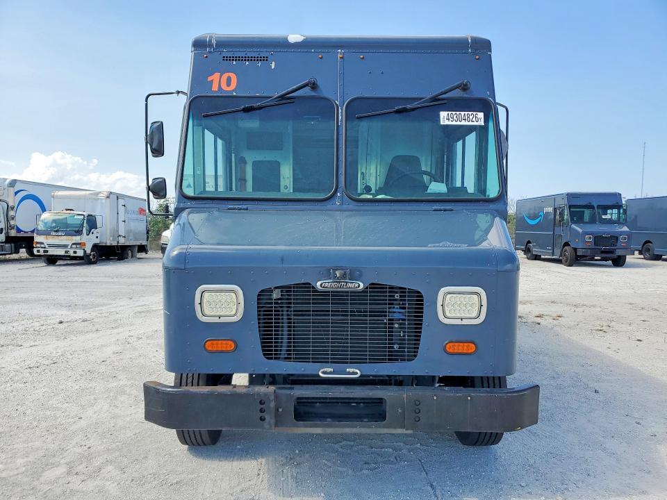 2020 Freightliner Chassis M Line WALK-IN Van
