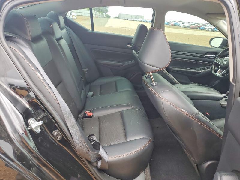 2022 Nissan Altima sr