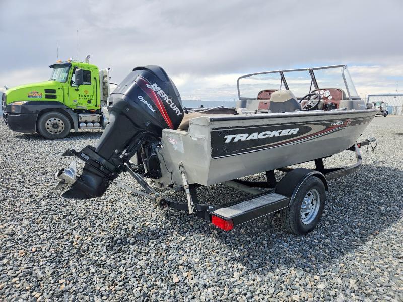 2005 Tracker Pro Boat