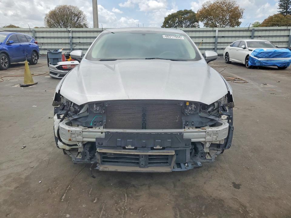 2017 Ford Fusion se Hybrid