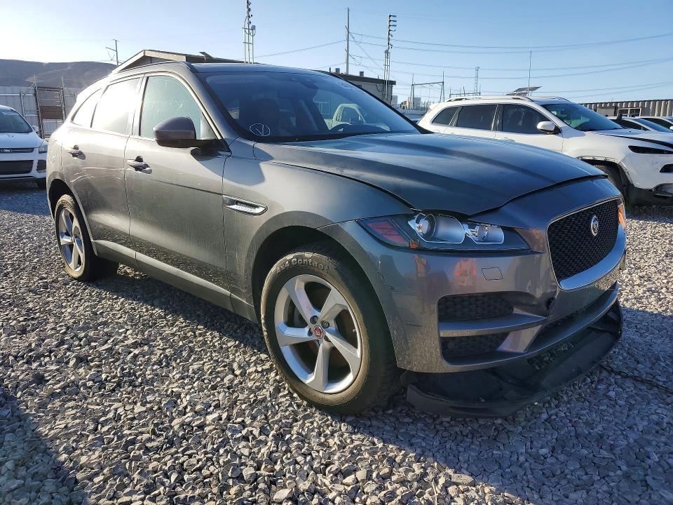 2017 Jaguar F-pace Premium