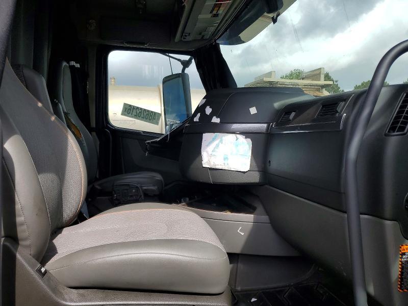 2019 Volv Recreational Vehicle (RV)