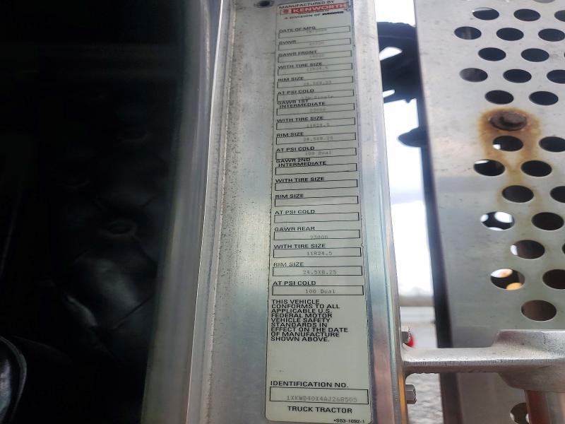 2010 Kenworth Construction W900