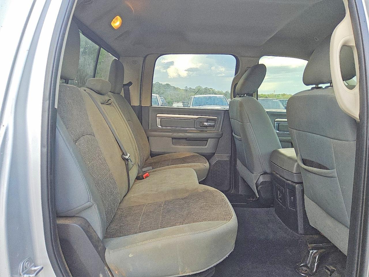 2017 Dodge RAM 1500 SLT