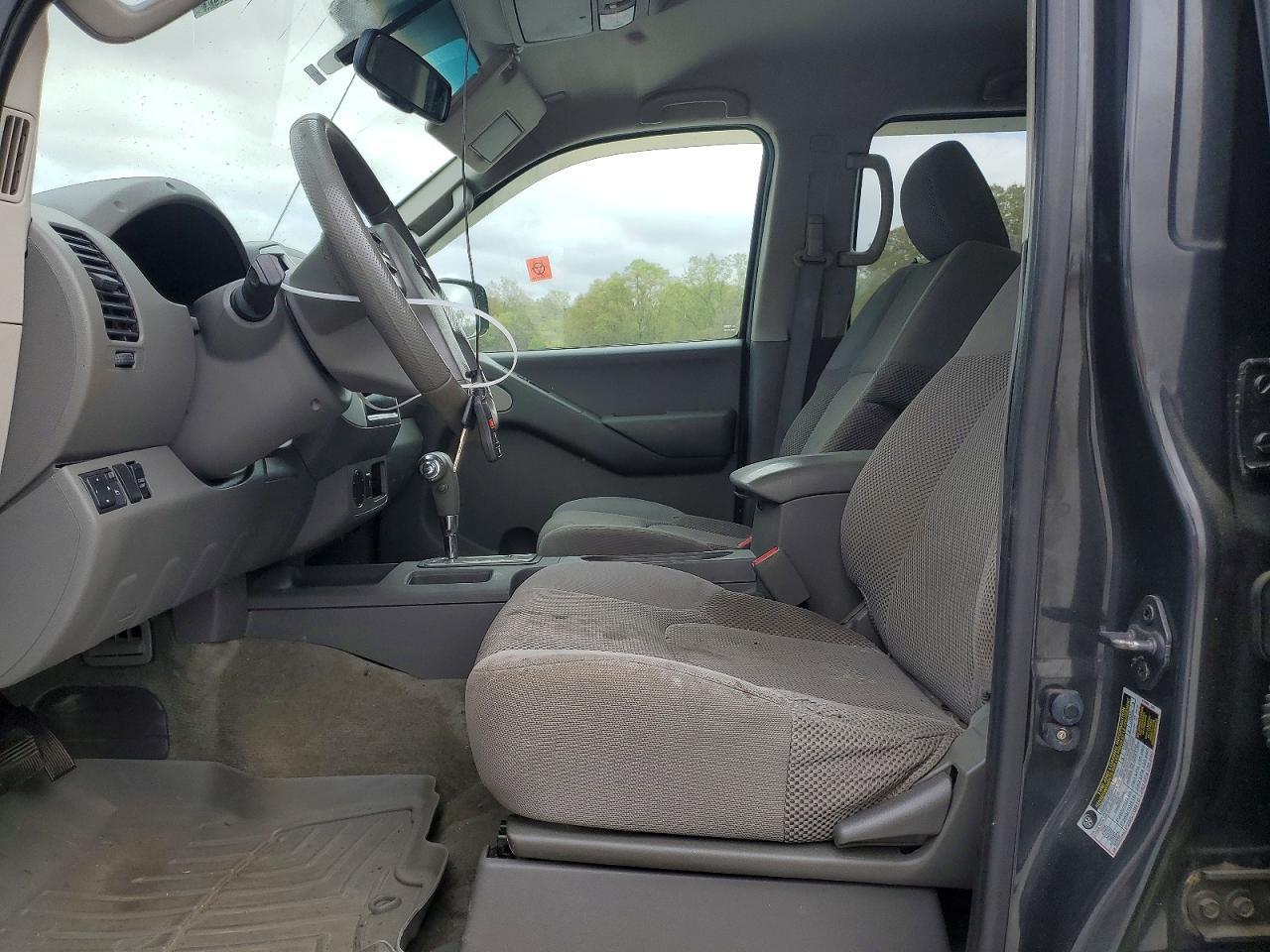 2012 Nissan Frontier S