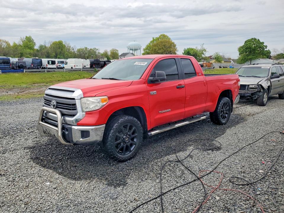 2015 Toyota Tundra SR