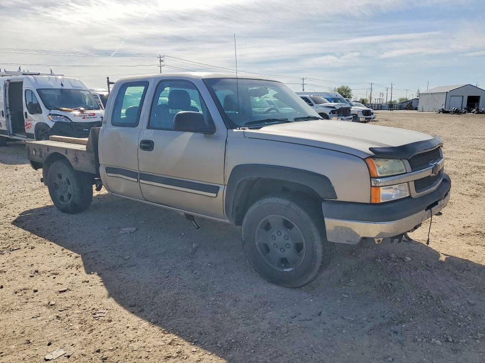 2004 Chevrolet Silverado K1500 Flatbed Truck