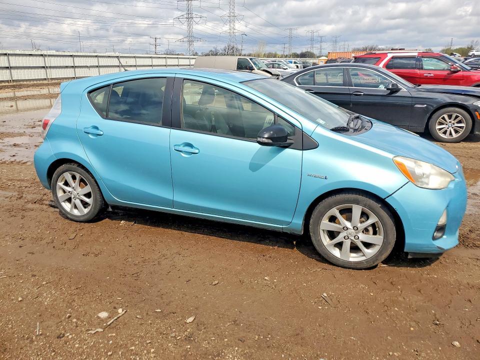 2013 Toyota Prius c Four