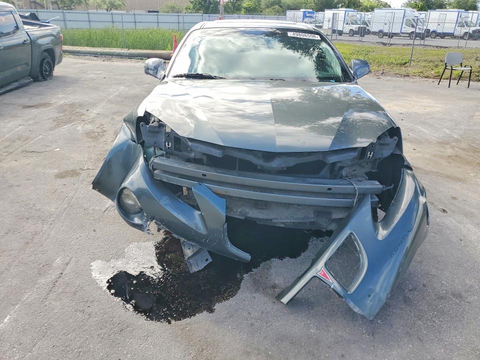 2004 Pontiac Grand Prix GT2