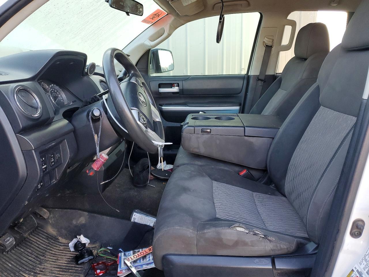2014 Toyota Tundra SR5