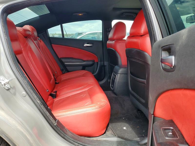 2018 Dodge Charger r