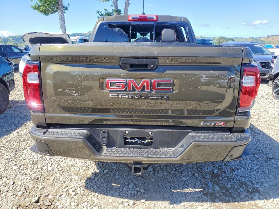 2025 GMC Canyon AT4