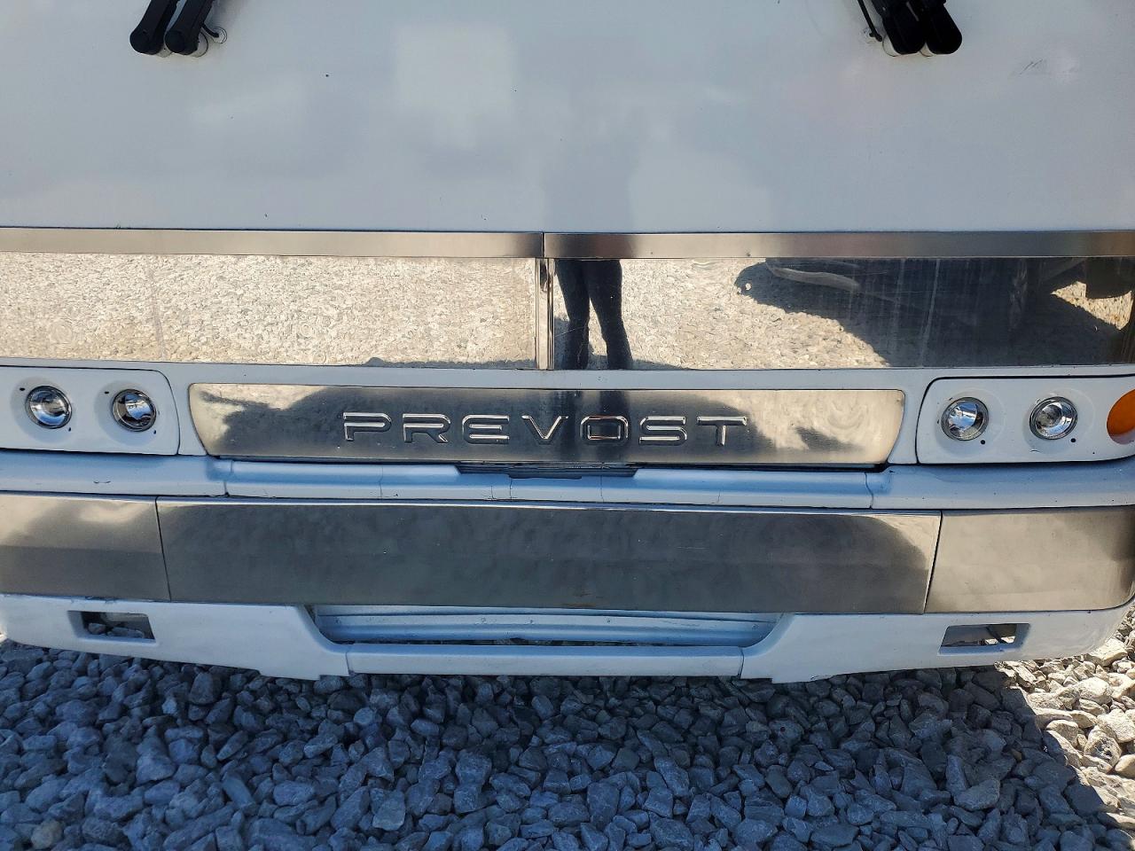 2004 Prevost Bus