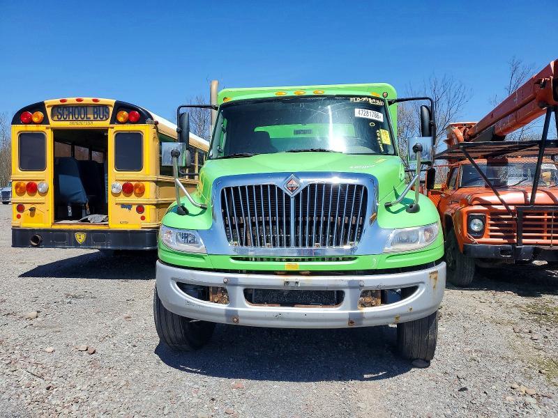 2014 International 4300 BOX Truck