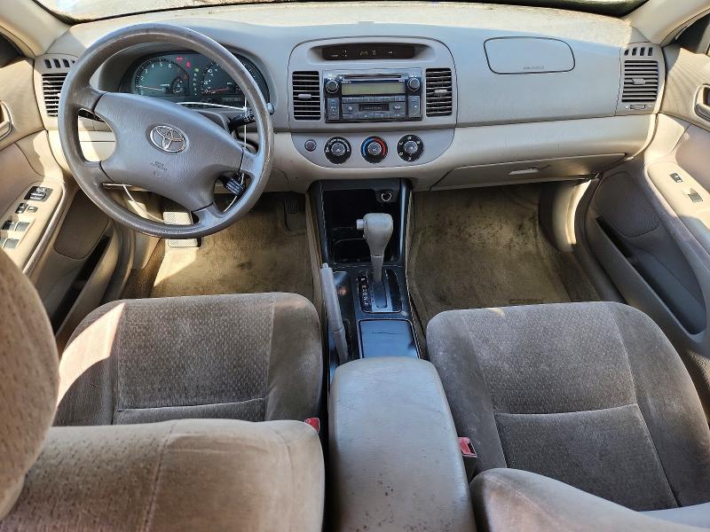 2003 Toyota Camry le