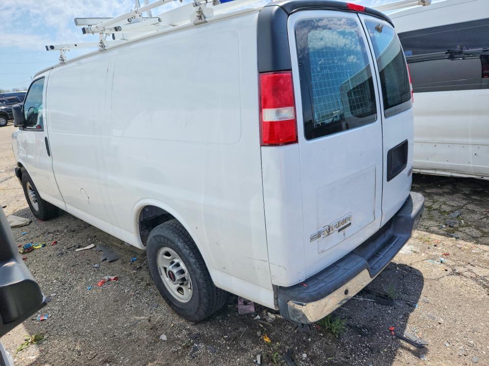 2016 GMC Savana G2500 Utility / Service van