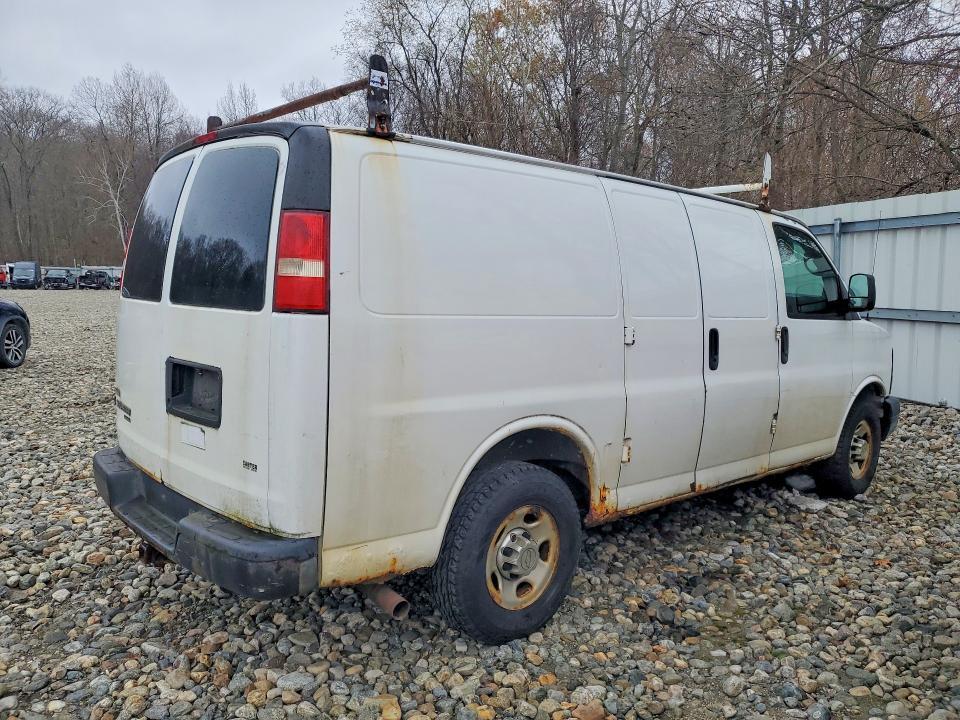 2011 Chev Express G2500