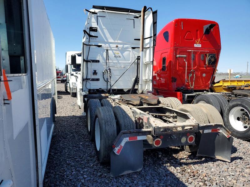 2013 Volvo Vnl Semi Truck