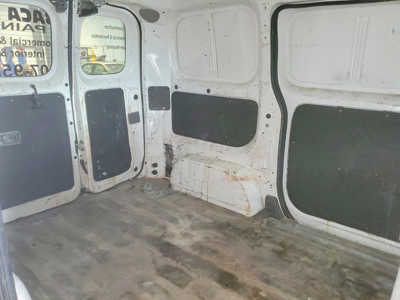 2015 Nissan NV200 S