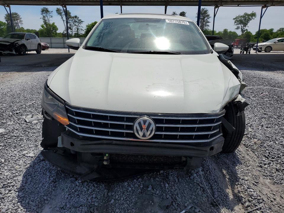 2016 Volkswagen Passat se