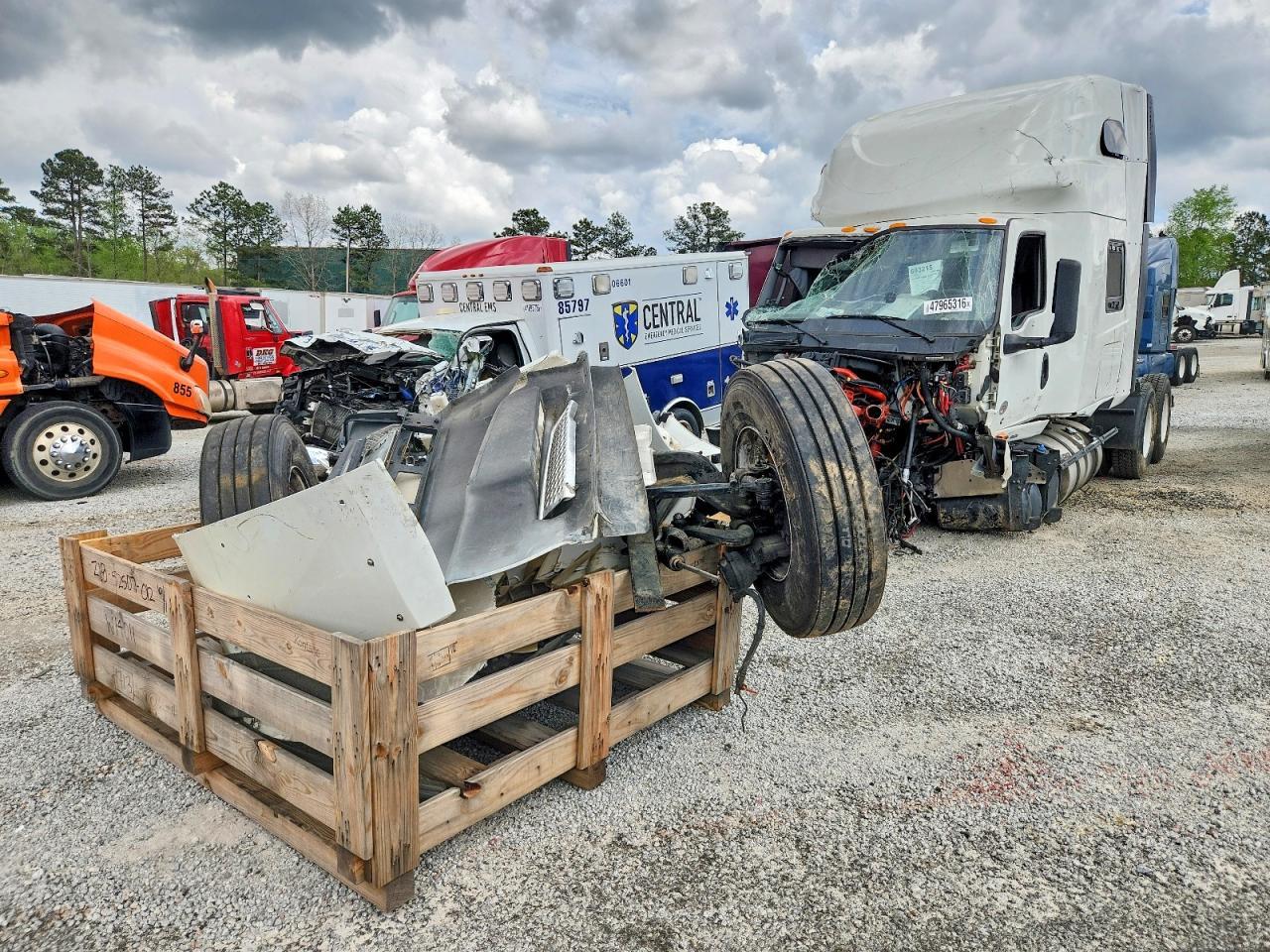 2024 International LT625 Semi Truck