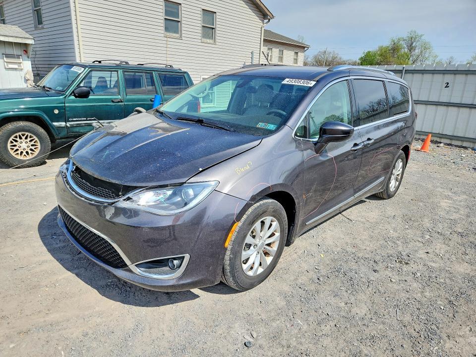2018 Chrysler Pacifica Touring l Plus