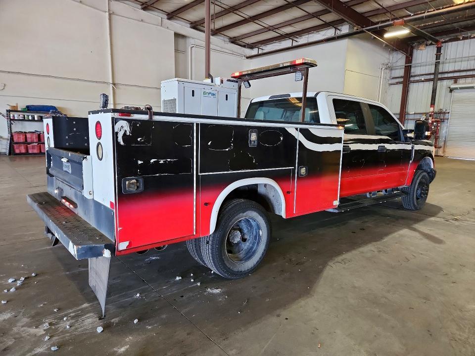 2017 Ford F350 Super-Semi Truck