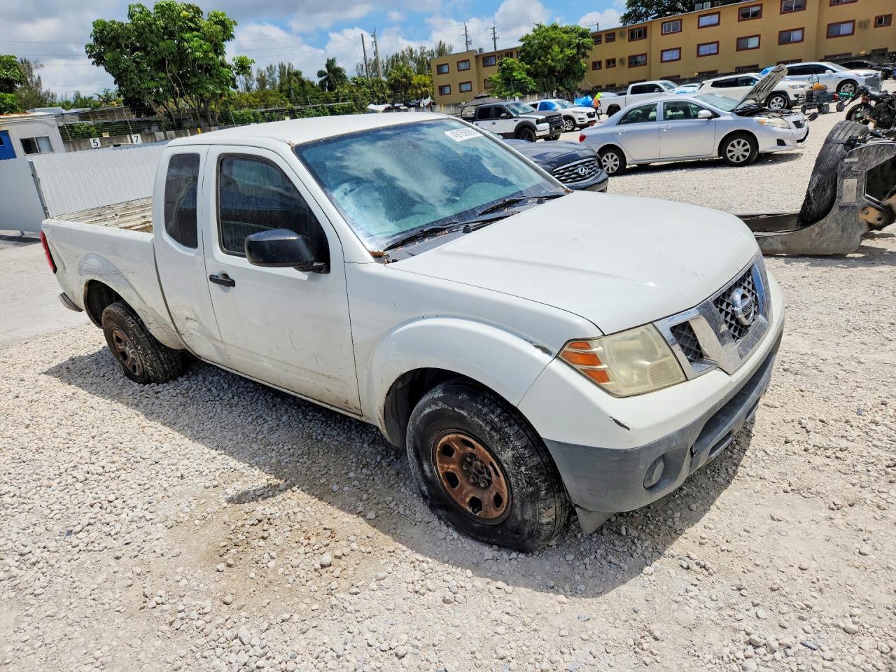 2016 Nissan Frontier S